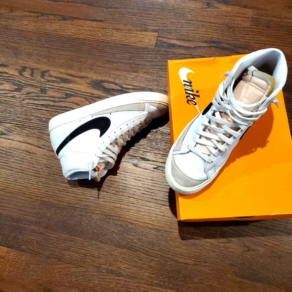 Nike Blazers Mid '77 Vintage - Picture 5 of 9